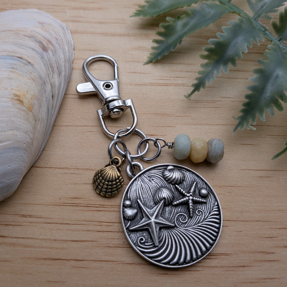 Beach Bag Charm / Starfish Keychain with Beads